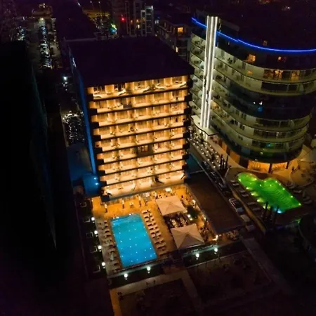 Aruba Mamaia